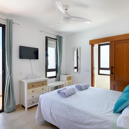 Petruca Tatil Evi Playa Blanca